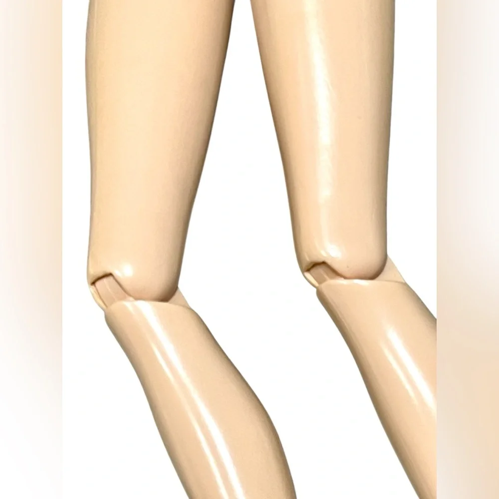 Vintage Barbie doll with short strawberry blonde hair - Picture 8 of 11